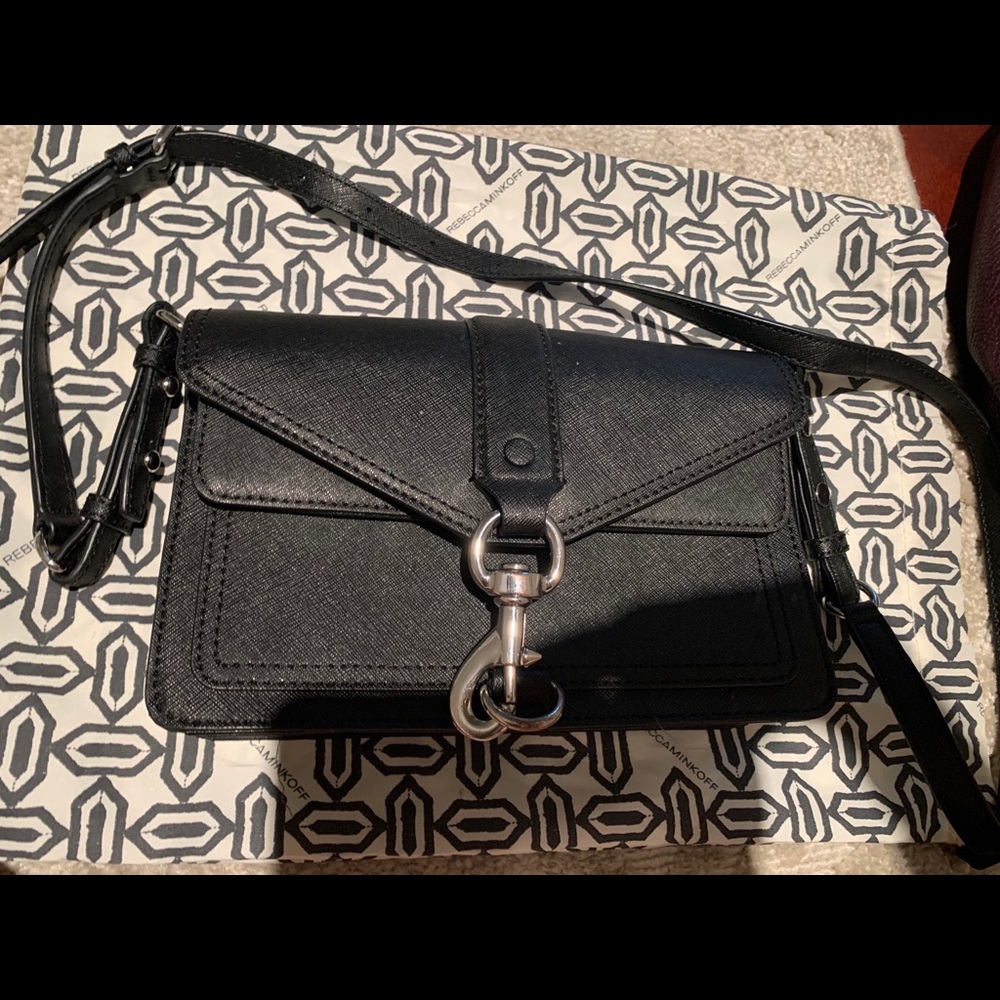 Crossbody bag